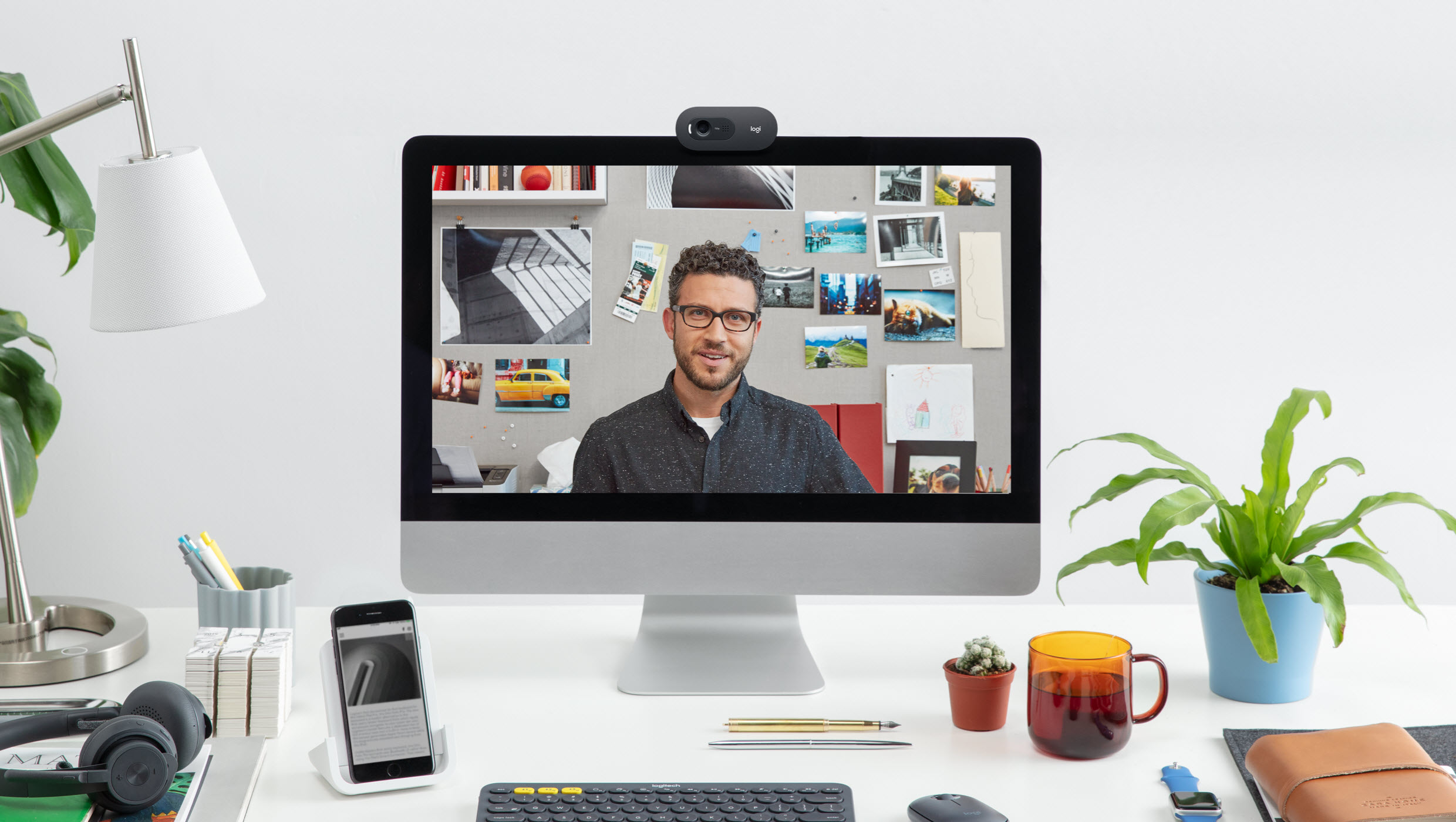 Logitech C505 HD Webcam with Long Range Microphone