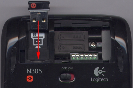N305_Numpad_ReceiverBeingInserted.jpg