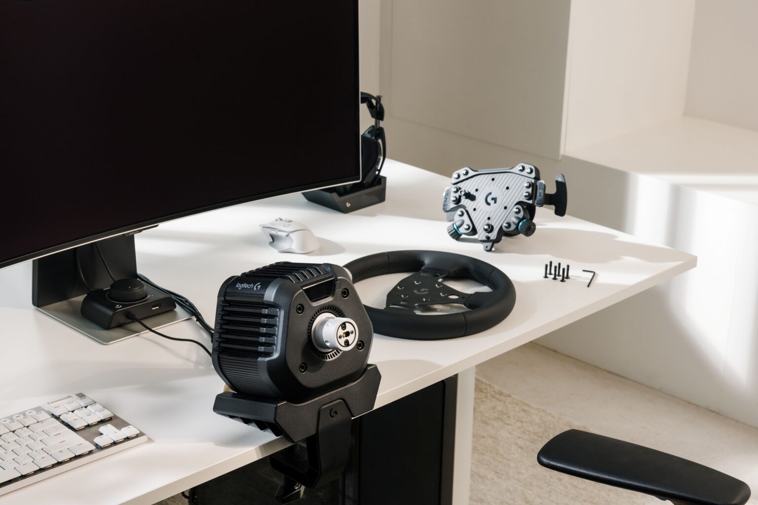 The Breakthrough Every Racer Deserves: The Logitech G RS50 and RS ...