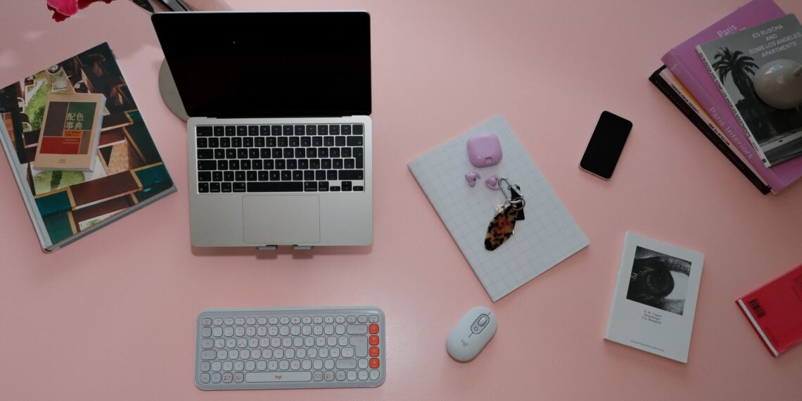 Spring Refresh: 4 Ways to Style Your Desk For Spring