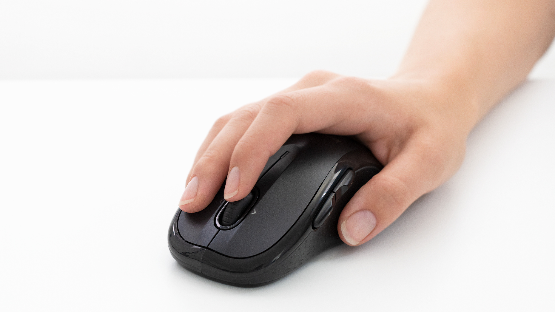 Logitech MK550 Wireless Wave Keyboard and Mouse Combo