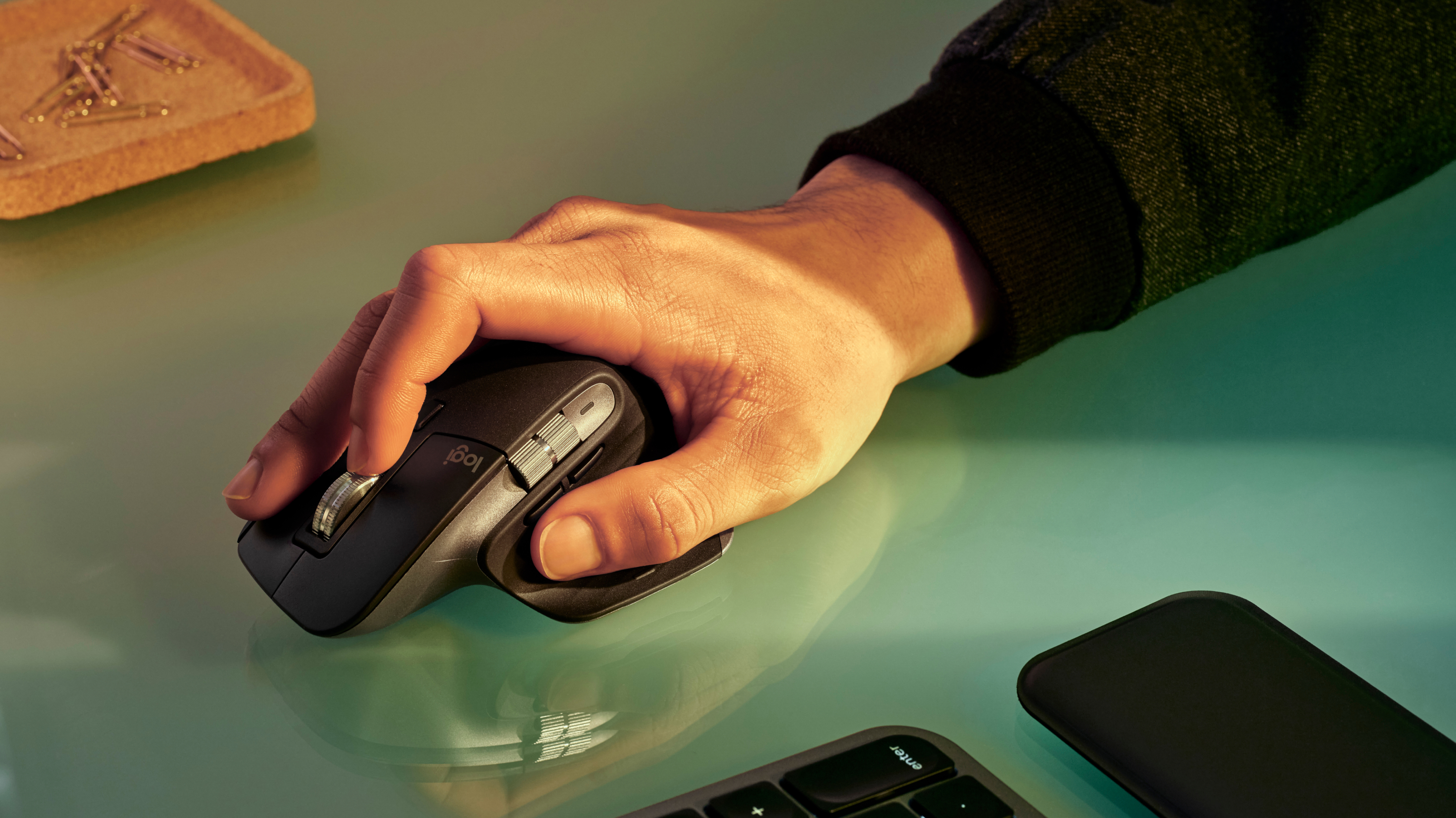 mx-keys-s-combo-mac-feature-02