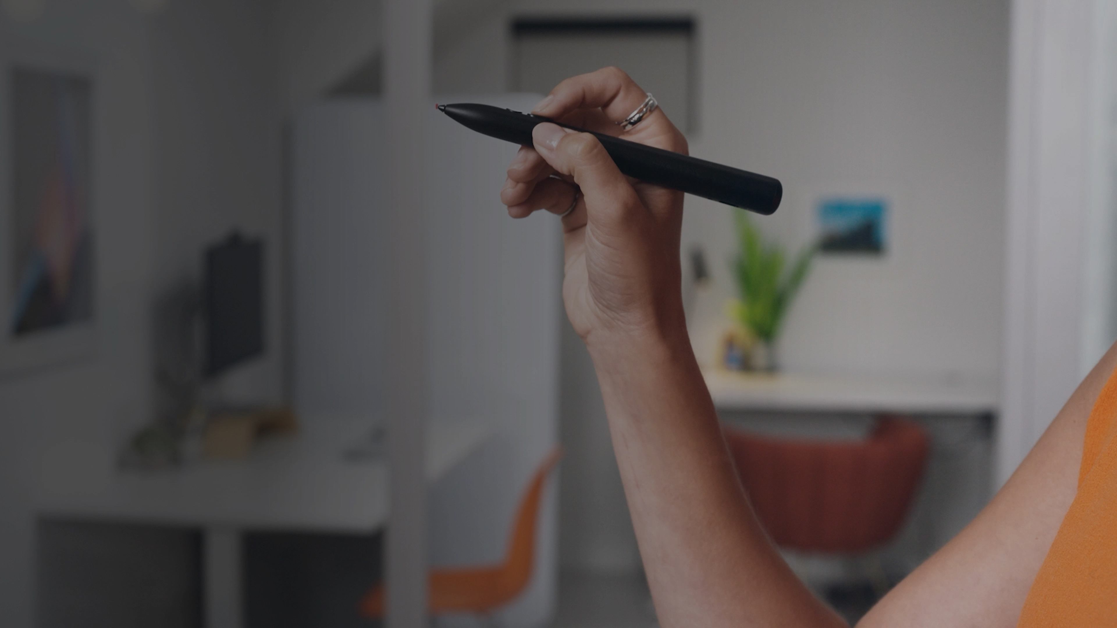 Muse Digital Pencil for Apple Vision Pro | Logitech