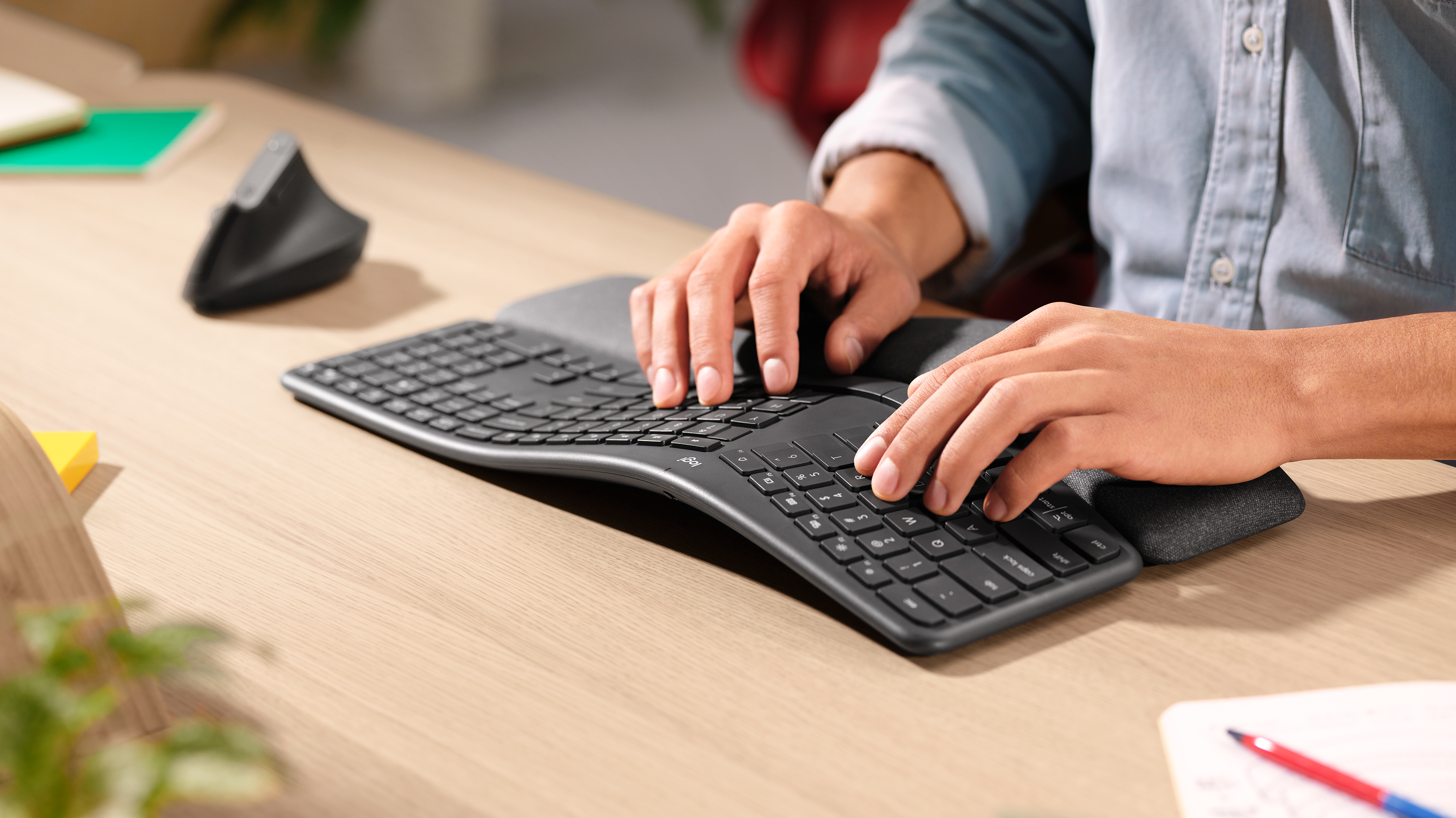 Logitech ERGO K860 Wireless Split Keyboard