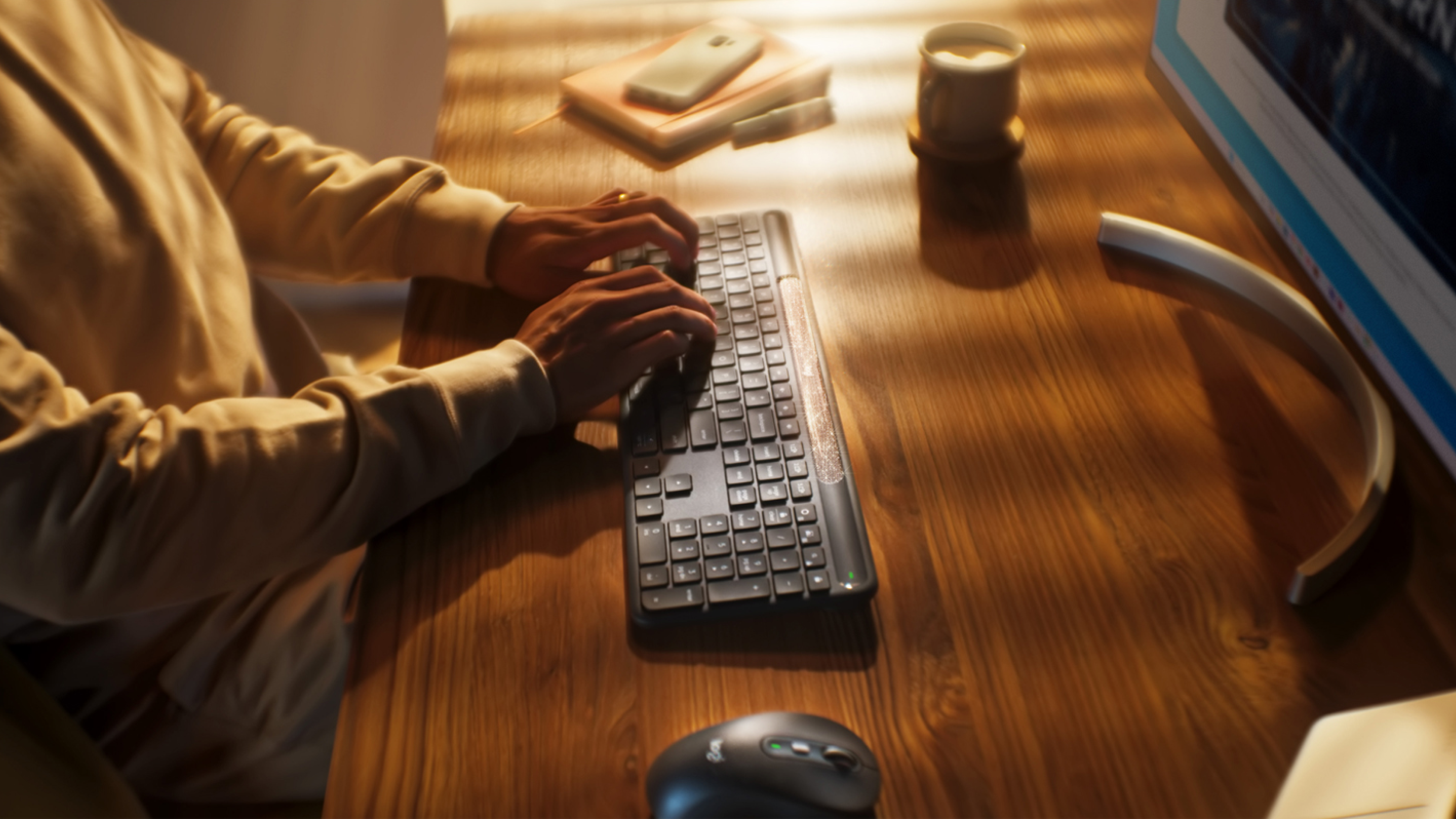 Logitech Signature Slim Solar+ Wireless Keyboard | Light Powered