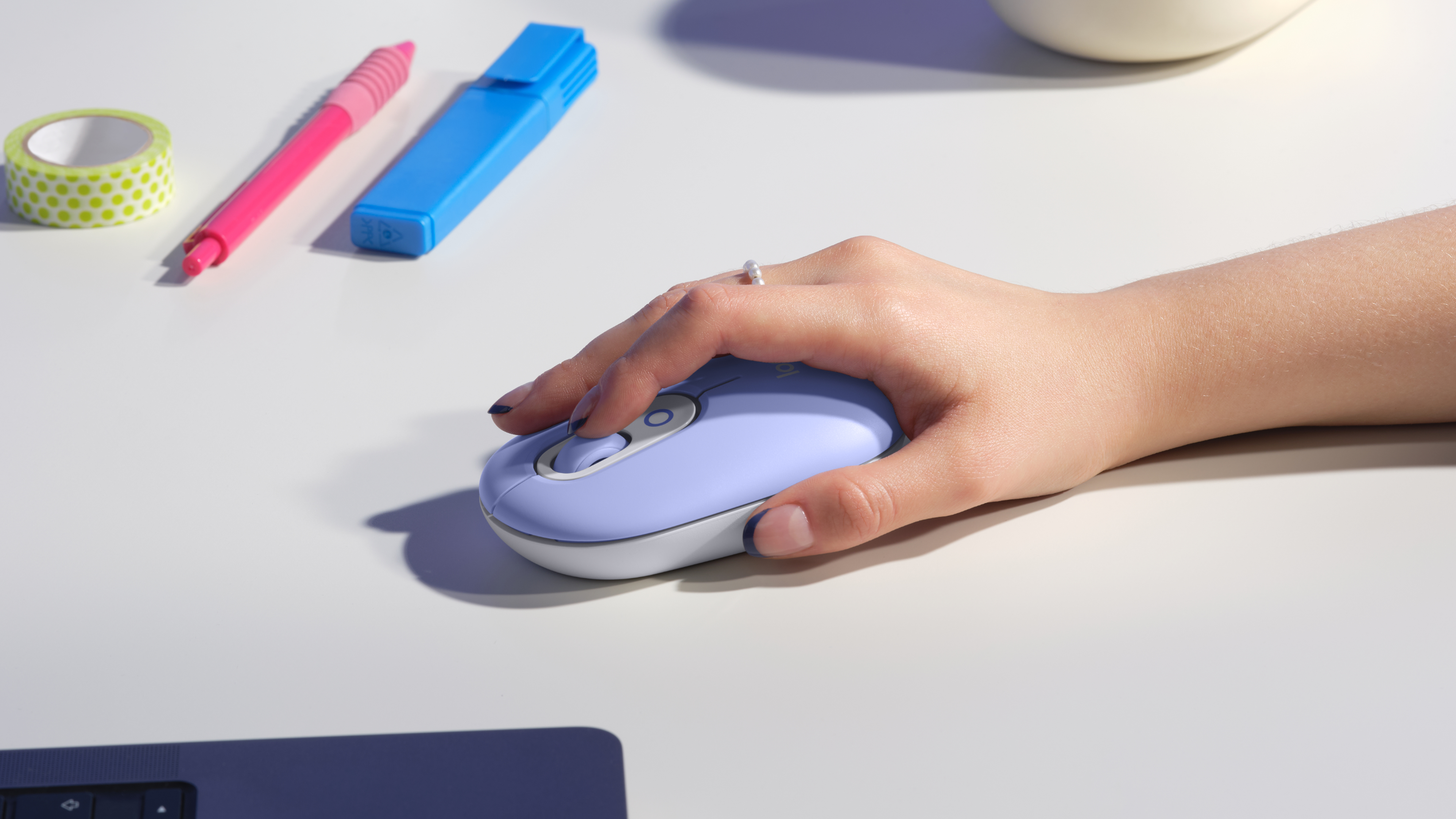 Logitech POP Mouse – kabellose Maus mit Emoji-Tastenfunktion