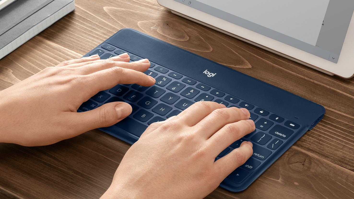 Logitech Keys-to-Go Portable Wireless Keyboard for Apple Devices Logitech Keys-to-Go Portable Wireless Keyboard for Apple Devices