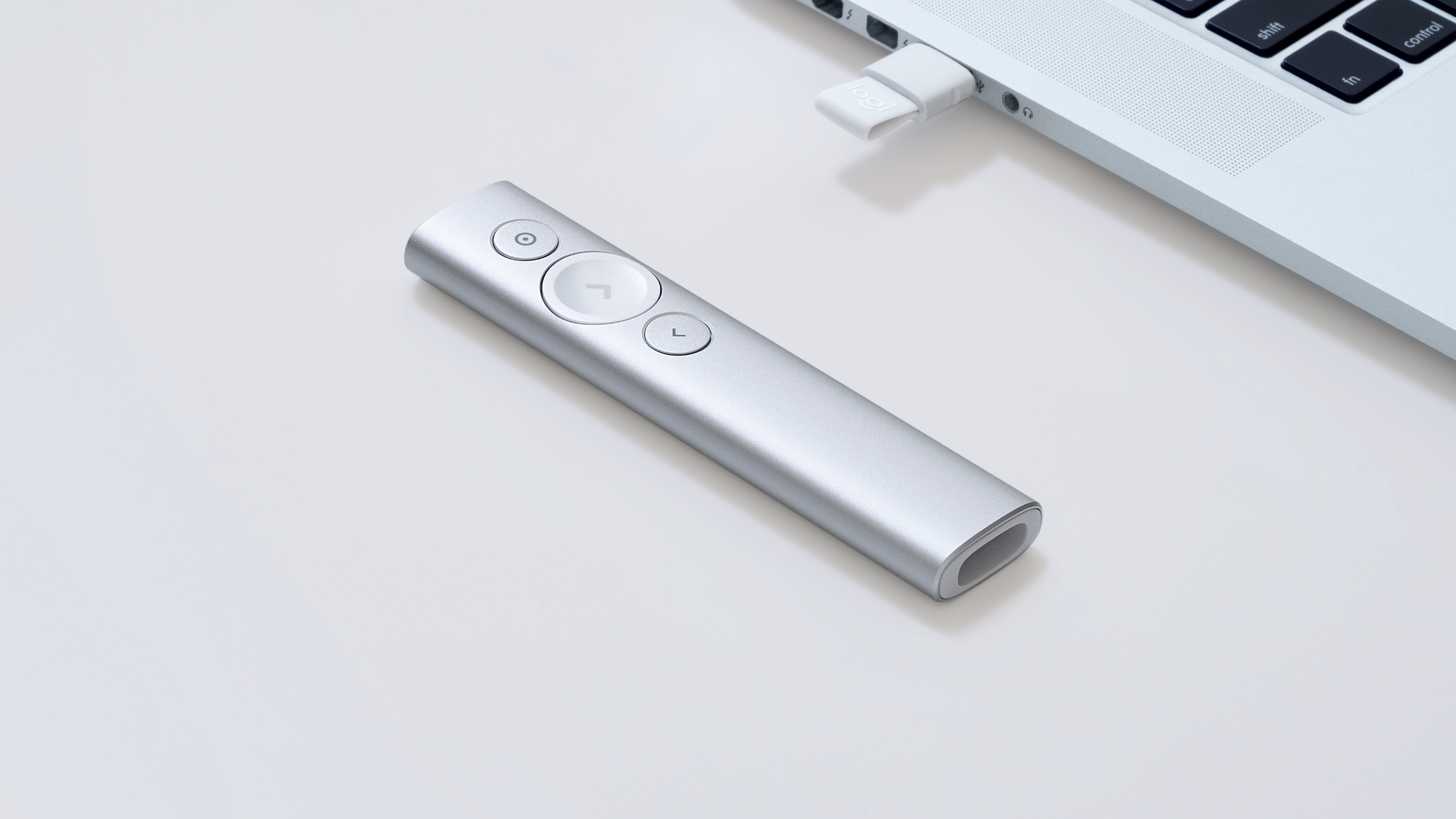 Amazon.com: Logitech Spotlight Presentation Remote