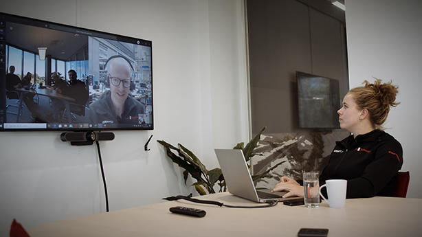 Video conferencing with Logitech Meetup